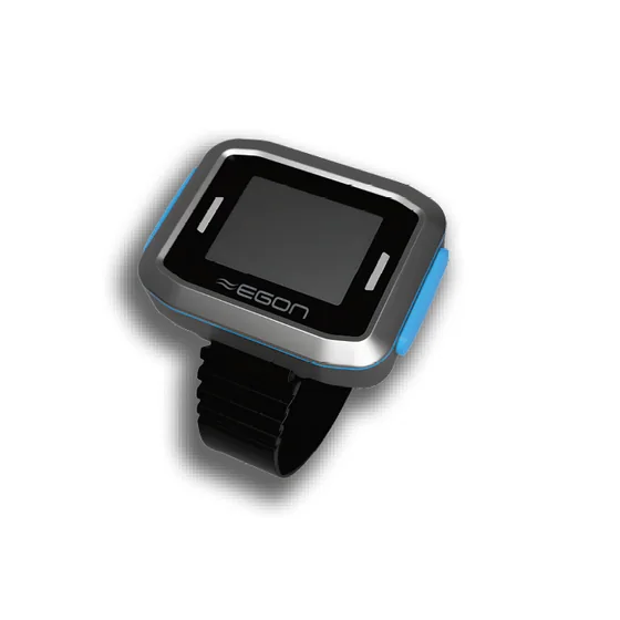 EGON notify – robustes Meldegerät mit Display und Armband.